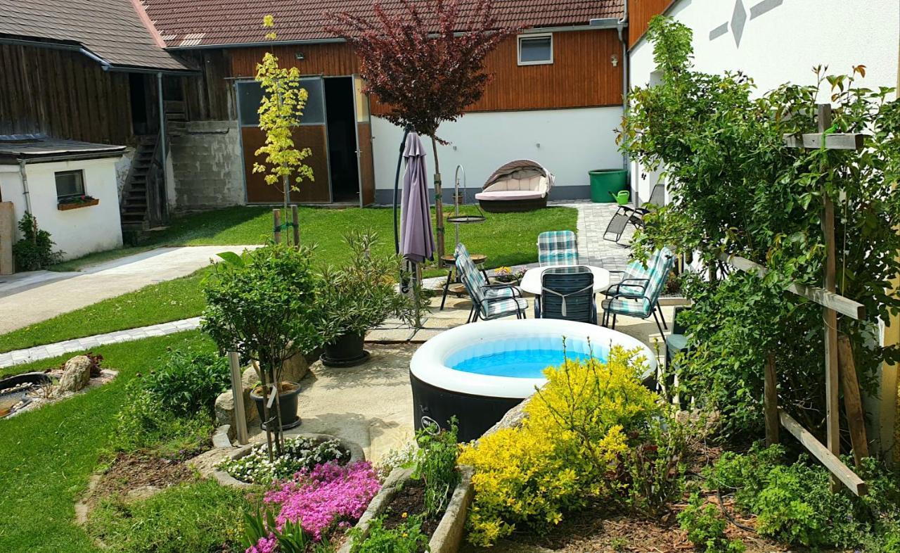 Biohof Obereibensteiner Apartamento Kaltenberg Exterior foto
